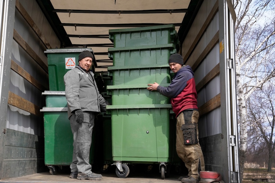 Ukraina, Donationer
